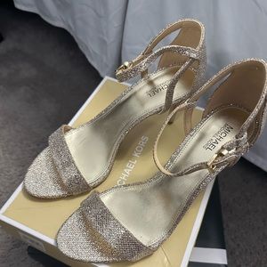 Michael Kors Mk Simone 7.5 Rose Gold Ankle Strap  Sandals NEW